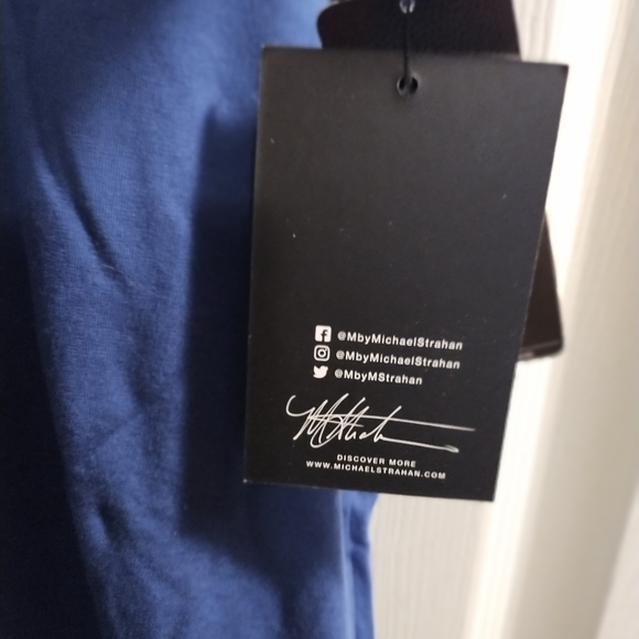 NWT Women's Los Angeles Rams Blue T-Shirt - Picture 7 of 8